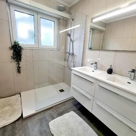 Large 2 Bedrooms In Center With Terrace & Parking-41b 아파트 룩셈부르크